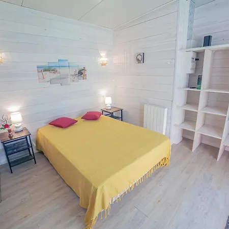 Villa Piscine-spa-sauna, 25 Personnes, 5 Mn Ocean *